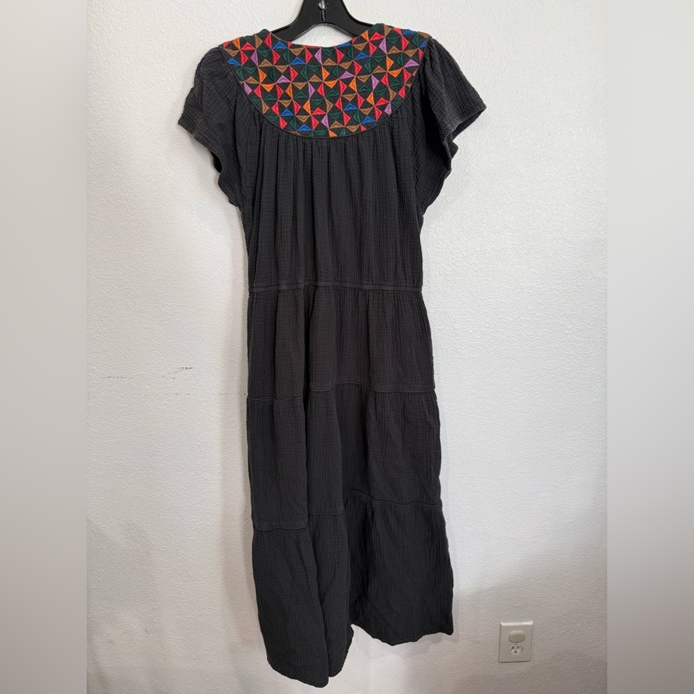 Marine Layer Grey Embroidered Midi Dress 100% Cotton Women’s Size Large - Picture 2 of 4